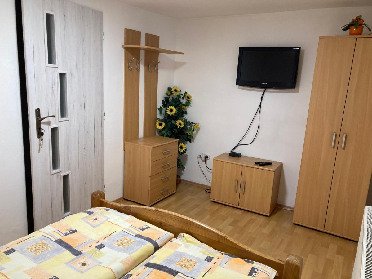 Apartmán Klaudia Ruzomberok Bagian luar foto
